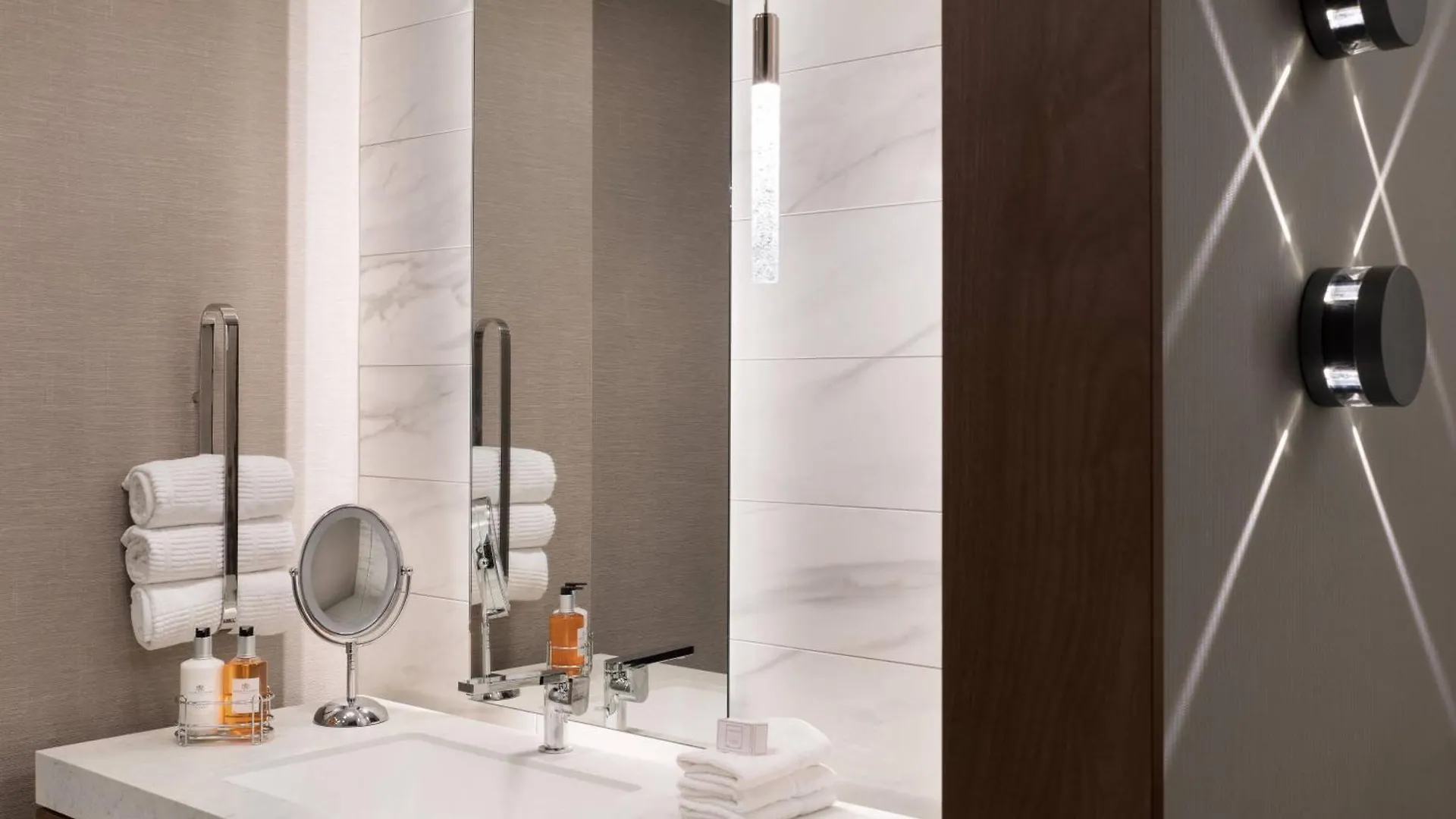The Jacquard, Autograph Collection Hotel Denver